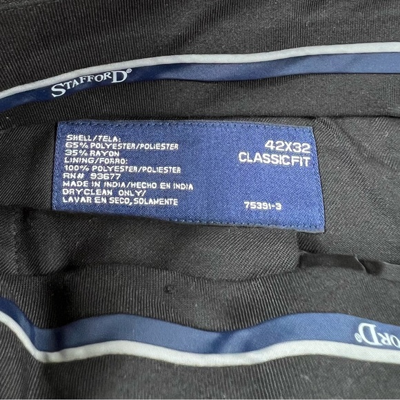 Stafford classic fit dress pants - Picture 4 of 4
